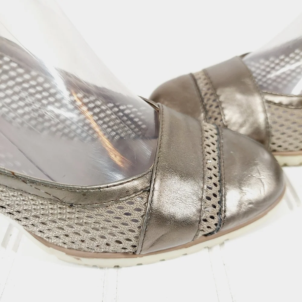 Mary Silver Metallic Heel Pumps A 530